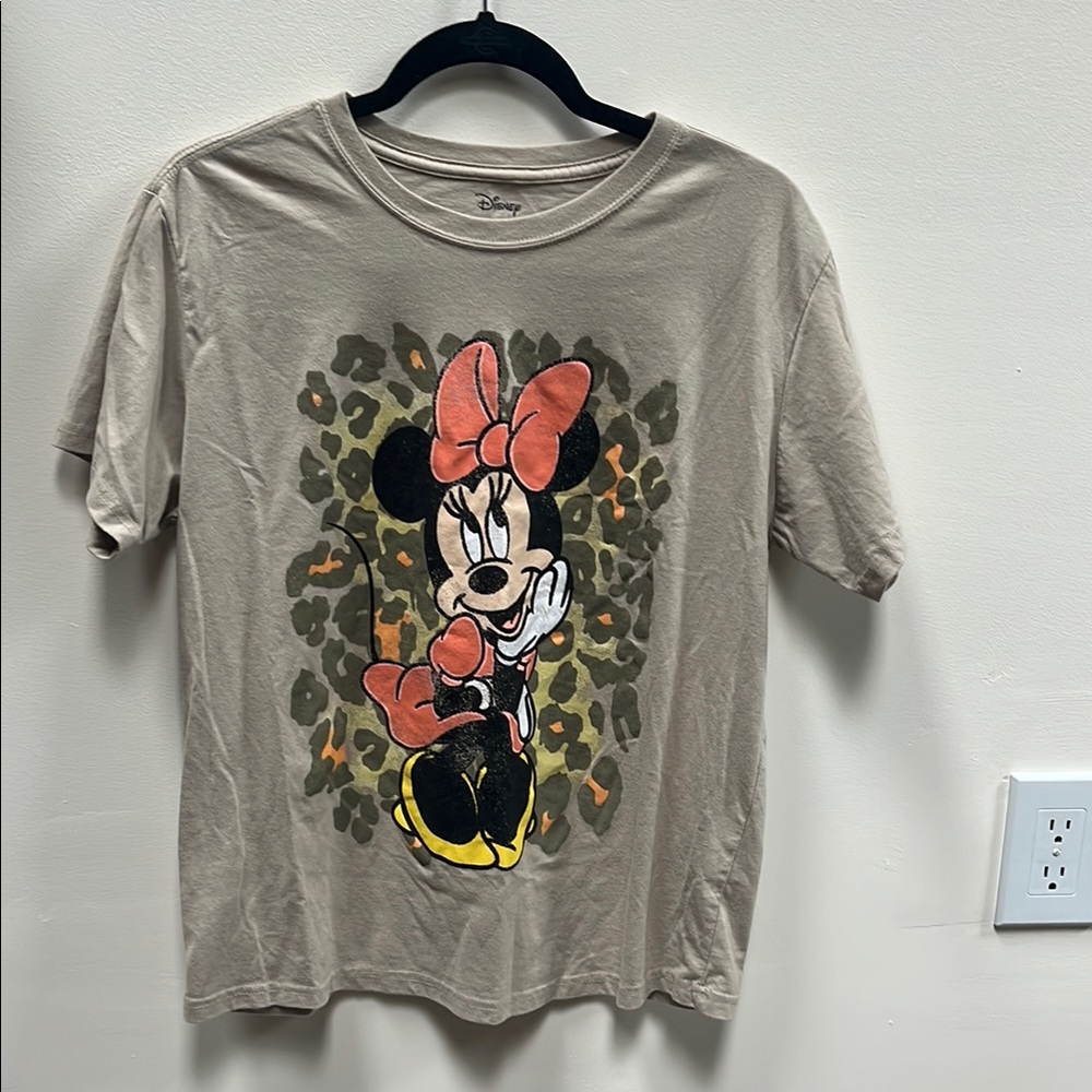 Disney Minnie Mouse Tan T-Shirt with Red Bow